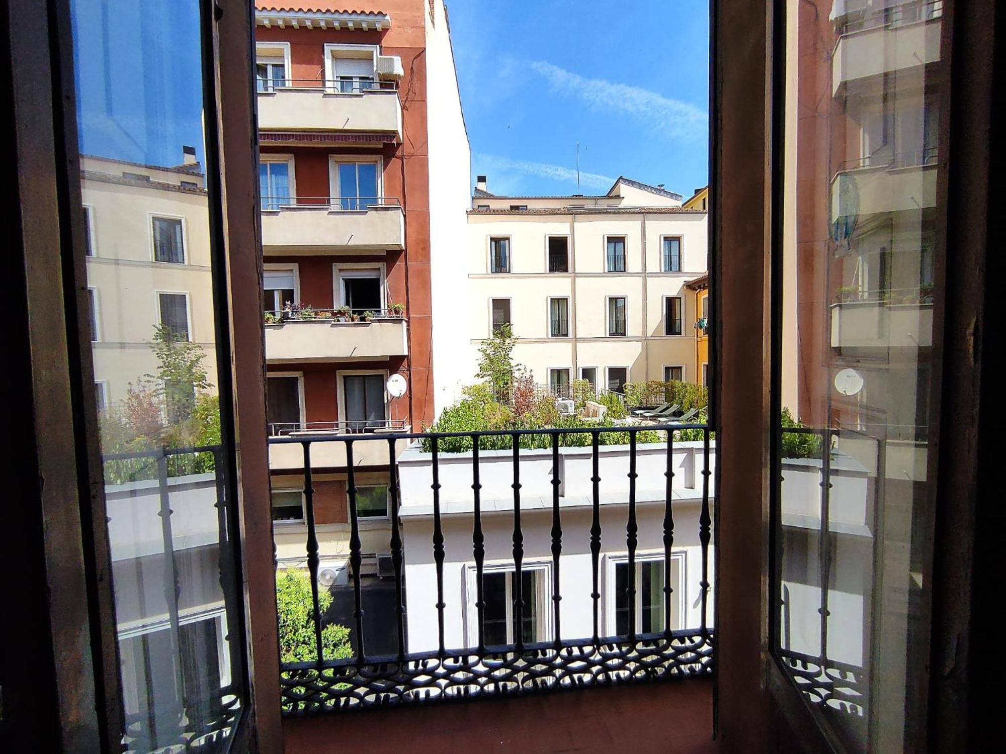 Barrio De Las Letras, Corazon De Madrid Bagian luar foto
